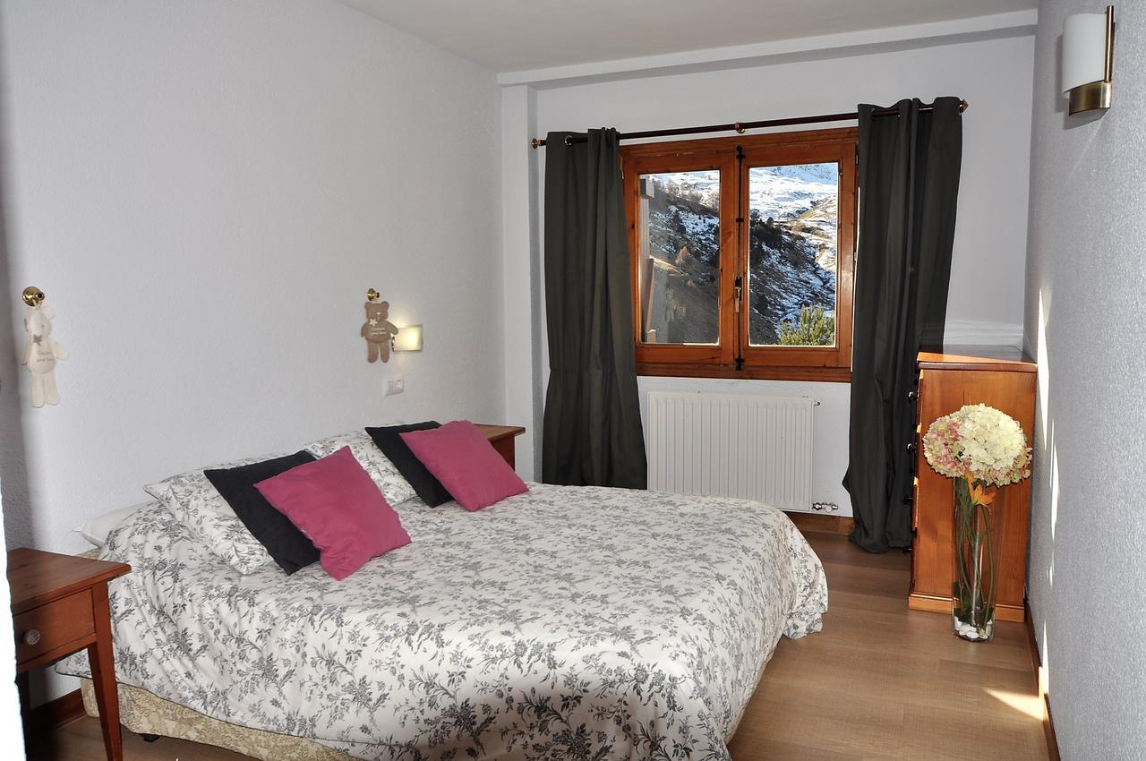 Apartamentos Tirol Formigal Ngoại thất bức ảnh