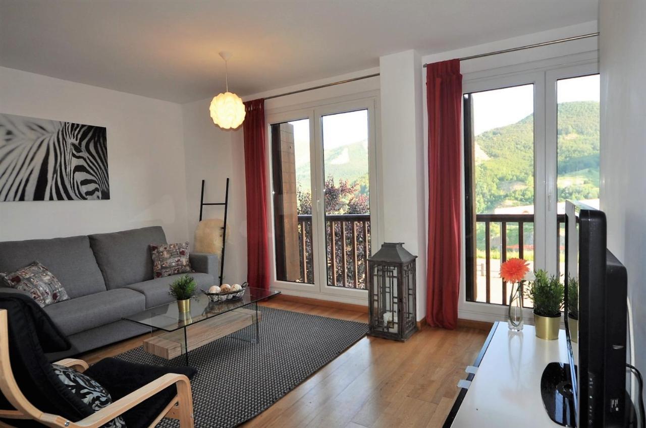 Apartamentos Tirol Formigal Ngoại thất bức ảnh